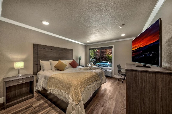 The Elet Hotel image 1