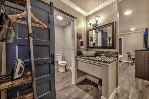 The Elet Hotel image 30